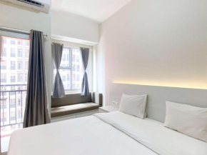 Homey and Minimalist Studio Transpark Juanda Bekasi Timur Apartment By Travelio
